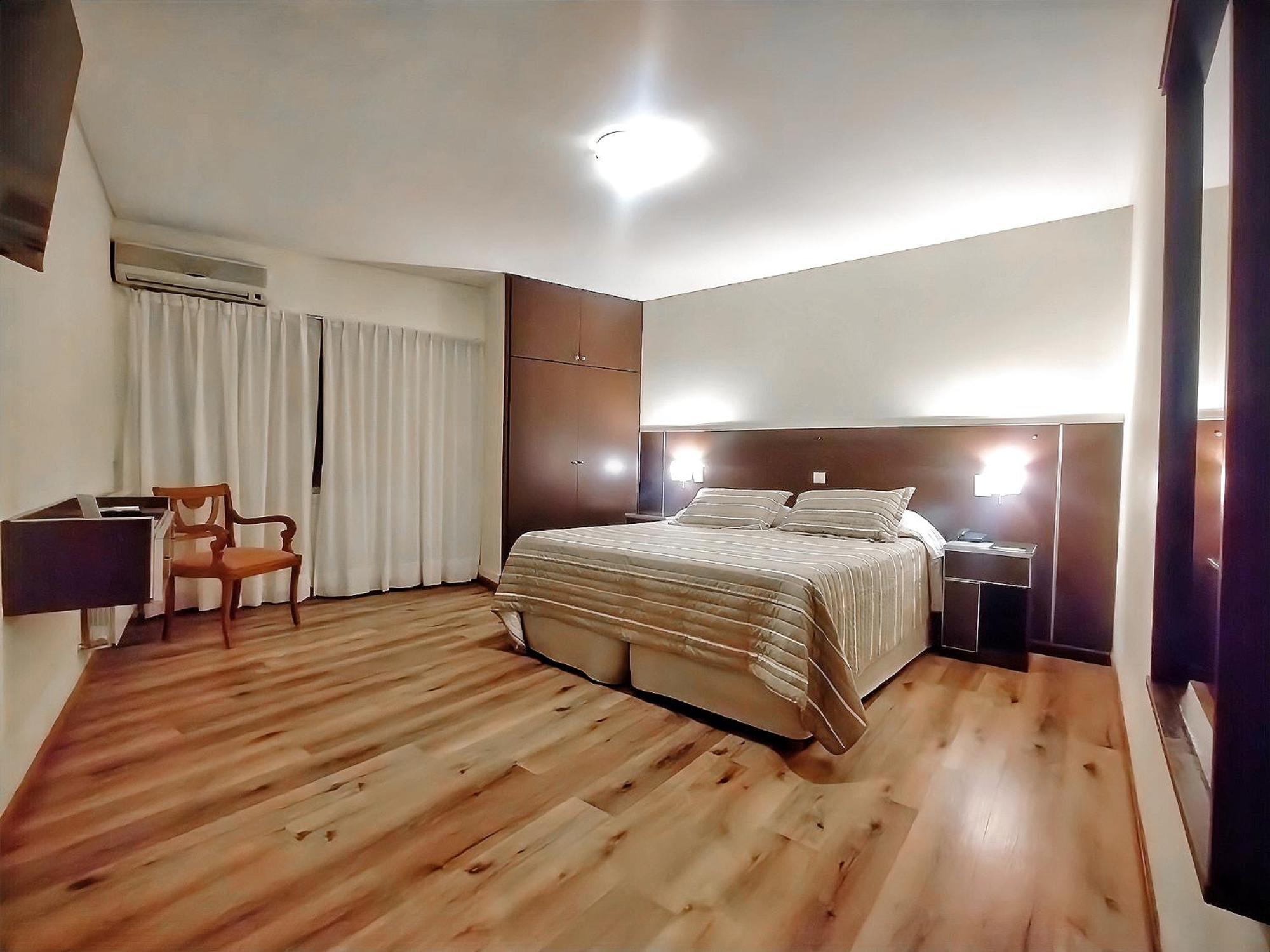 Condor Aparthotel 3*